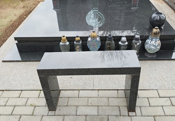 Ogłoszenie - Usługi brukarza, cmentarz Oleśnica, Trzebnica, Oława, tel. 504-746-203, Ułożenie kostki przy grobie, opaski. Zdjęcie 1