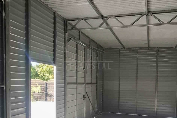 Ogłoszenie - Hala - garaż blaszany 9,5x9m - 2 x brama dwuskrzydłowa - drzwi - jasny srebrny - antracyt - dach spad w tył TS1212. Zdjęcie 2