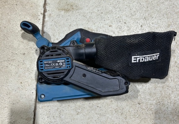 Ogłoszenie - Bezprzewodowa szlifierka taśmowa Erbauer EBS18-Li 3" 18V Li-Ion EXT. Zdjęcie 4