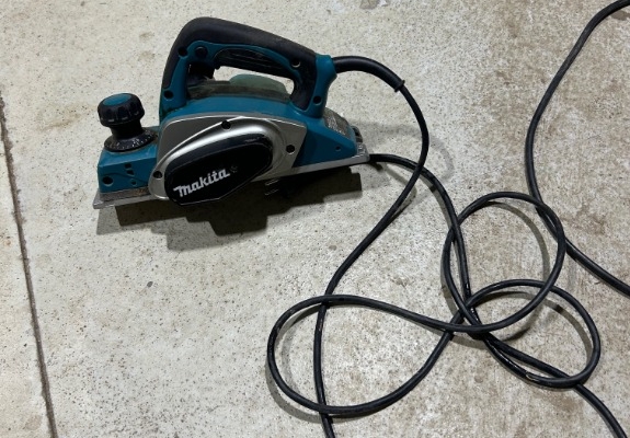 Ogłoszenie - Strug elektryczny do drewna Makita KP0800. Zdjęcie 3