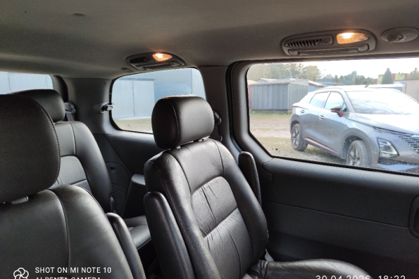 Ogłoszenie - Sprzedam Kia Carnival 2,9 CRDi. Zdjęcie 9