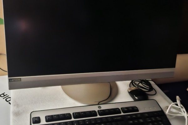 Ogłoszenie - Polecam Komputer Al in One Duży 27 Cal Lenovo Ideacenter. Zdjęcie 2