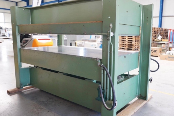 Ogłoszenie - Prasa do forniru BURKLE S100 250/130. Zdjęcie 5