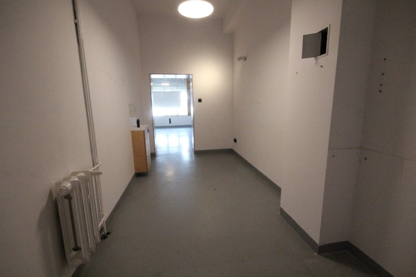 Ogłoszenie - Lokal Handlowo/Usługowy (165m2) okolice Słowiańskiej (Wrocław). Zdjęcie 5