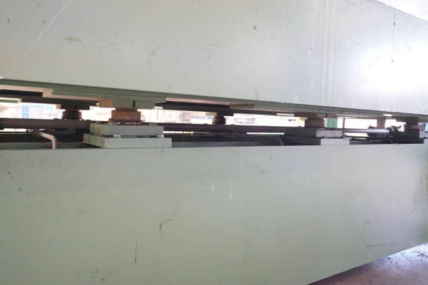 Ogłoszenie - Prasa do forniru BURKLE S100 250/130. Zdjęcie 3