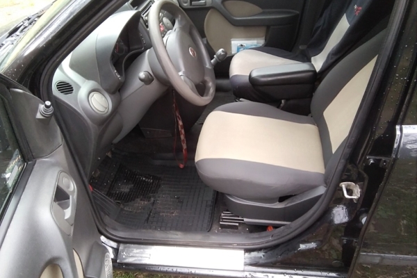 Ogłoszenie - SPRZEDAM FIAT PANDA II  super oszczędne, „full wypasione”. Zdjęcie 6