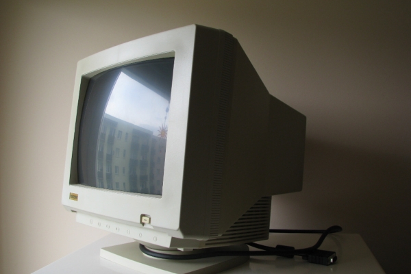 Ogłoszenie - Monitor do komputera CRT Microspot, 14 cali, 1995r. Retro Gaming PC DOS SVGA. Zdjęcie 1
