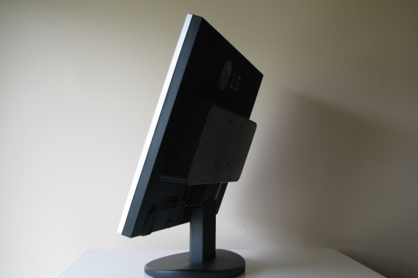 Ogłoszenie - Monitor LCD do komputera LG Flatron L1952S 19 cali. Zdjęcie 3