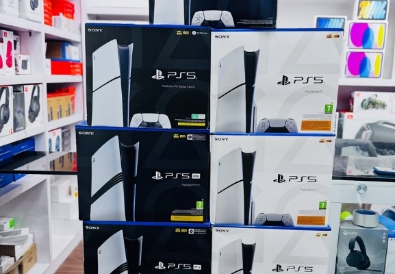 Ogłoszenie - oryginalny, Sony PS5,  225 EUR, Sony PS5 Pro, Nintendo Switch 2, Xbox Series X, iPhone 17 Pro Max, iPhone 16 Pro Max, iP. Zdjęcie 1
