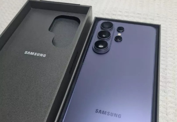 Ogłoszenie - Samsung Galaxy S26 Ultra , Samsung S26 , Samsung  S25 Ultra ,Samsung Z Fold7 ,Google Pixel 10 Pro  XL , Xiaomi 17 Ultra. Zdjęcie 4