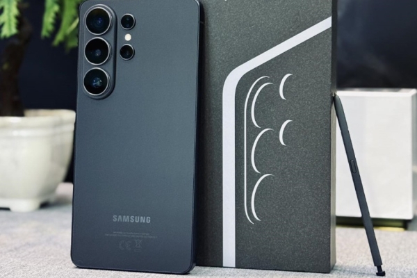 Ogłoszenie - Sprzedaż Apple iPhone 17 Pro Max, iPhone 17 Pro, iPhone Air, iPhone 16 Pro Max, 16 Pro, Samsung S26 Ultra, Sony PS5 Pro. Zdjęcie 9