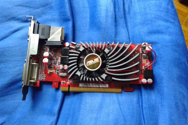 Ogłoszenie - KARTA GRAFICZNA EAH5570/DI/1GD3(LP) ASUS. Zdjęcie 2