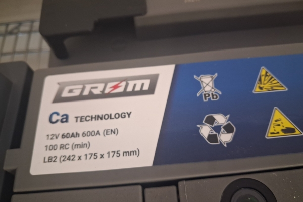 Ogłoszenie - Akumulator Grom 12V 60Ah 600A. Zdjęcie 2