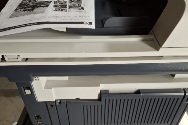 Ogłoszenie - Urządzenie Combo Drukarka Fax Ksero Skaner HP Laser Jet Kolor Stan Idealny. Zdjęcie 6