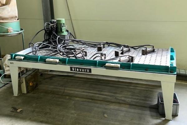 Ogłoszenie - Uniwersalna prasa hydrauliczna SIEVERS 300/150 do klejenia konstrukcji - łuków z drewna. Zdjęcie 1