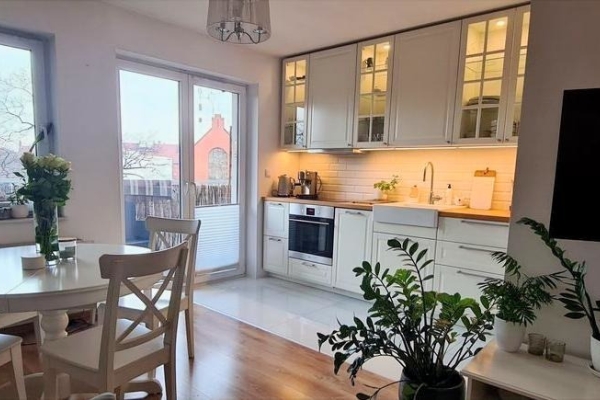 Ogłoszenie - 2pok, 40met, Okolice Łowieckiej BALKON/GARAŻ/WINDA (Wrocław). Zdjęcie 3