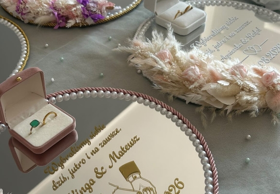 Ogłoszenie - Lustro ślubne, podstawka pod obrączki, prezent ślubny, tacka pod obrączki ślubne dekoracja ślubna lustro personalizowane. Zdjęcie 4