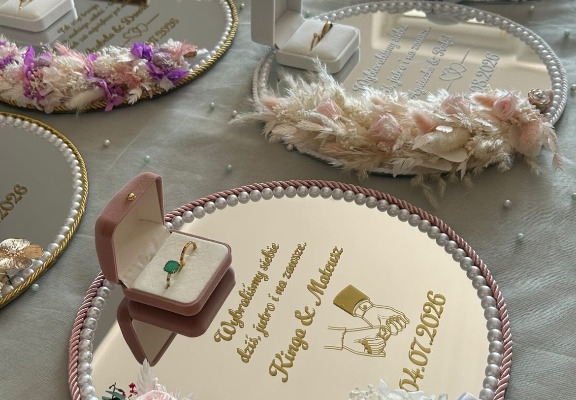 Ogłoszenie - Lustro ślubne, podstawka pod obrączki, prezent ślubny, tacka pod obrączki ślubne dekoracja ślubna lustro personalizowane. Zdjęcie 6