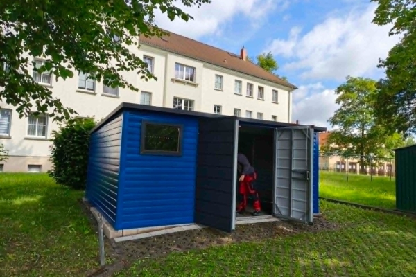 Ogłoszenie - Domek narzędziowy 5x4 blaszany niebieski grafit MAT spad na tył, okna, brama. Zdjęcie 3