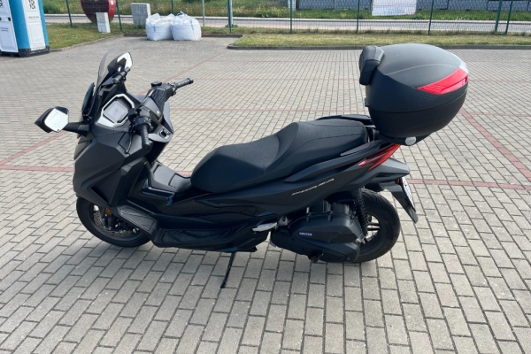 Ogłoszenie - Honda Forza 125 z 2025 roku. To nie jest zwykły skuter.. Zdjęcie 5
