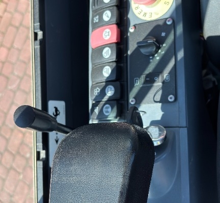 Ogłoszenie - KUBOTA Koparka MiniKoparka XE20E Używana!. Zdjęcie 10