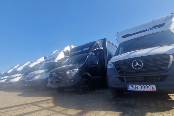 Ogłoszenie - Mercedes-Benz Sprinter Firana Międzynarodówka. Zdjęcie 3