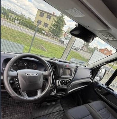 Ogłoszenie - Iveco 35C 210km Furgon Bliźniak! Automat!. Zdjęcie 6