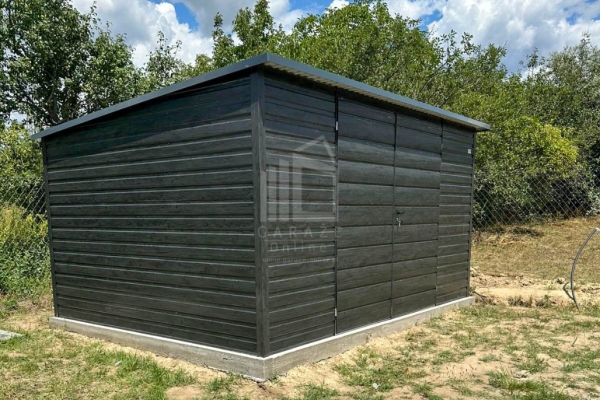 Ogłoszenie - Schowek - domek ogrodowy 4x3m - brama dwuskrzydłowa okno drewnopodobny dach spad w tył rynna ID1056. Zdjęcie 3