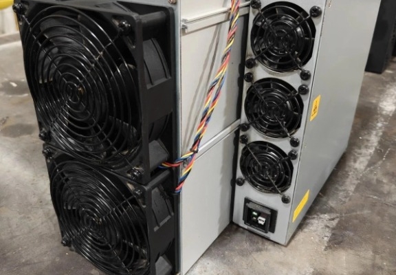Ogłoszenie - Bitmain Antminer S21XP Hyd,L9,L7,Goldshell AE Max,MicroBT M63S+. Zdjęcie 2