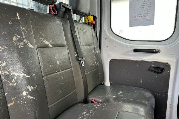 Ogłoszenie - Sprzedam samochód Ford Transit z wywrotką 2.0 diesel z 2019 roku. Zdjęcie 6