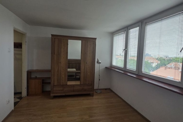 Ogłoszenie - 1pok, 24met, okolice Powstańców Śląskich WINDA (Wrocław). Zdjęcie 1