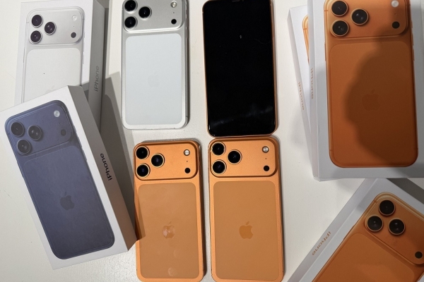 Ogłoszenie - Iphone 17 Pro Max 1TB FAKE, w środku IOS, 1:1. Zdjęcie 4