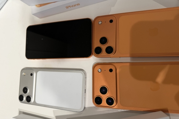 Ogłoszenie - Iphone 17 Pro Max 1TB FAKE, w środku IOS, 1:1. Zdjęcie 4