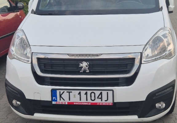 Ogłoszenie - Sprzedam samochód Peugeot Partner 1.6 HDi z 2018 roku. Zdjęcie 1
