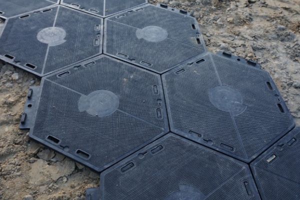 Ogłoszenie - X-Floor Hexa – modułowe płyty drogowe nawierzchniowe do dróg tymczasowych i nawierzchni stałych. Zdjęcie 1