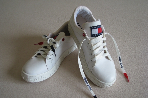 Ogłoszenie - Buty sportowe sneakersy Tommy Jeans rozm. 37  Tommy Hilfiger. Zdjęcie 1