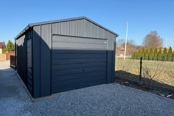 Ogłoszenie - Garaż blaszany 4x5 m dwuspadowy grafit mat – rąbek, brama uchylna. Zdjęcie 2