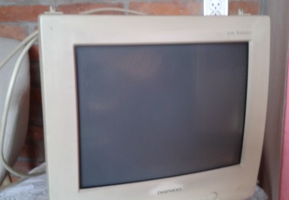 Ogłoszenie - MONITOR KINSKOPOWY CRT DAEWOO 15 CALI 602 423 931. Zdjęcie 1