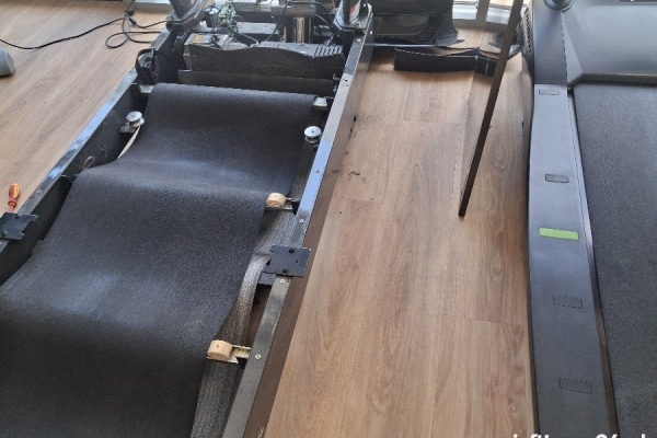Ogłoszenie - Serwis siłowni,naprawa sprzętu fitness Warszawa Rehabilitacja Konstancin mazowieckie Platformy medyczne Galileo,Bieżnie. Zdjęcie 6