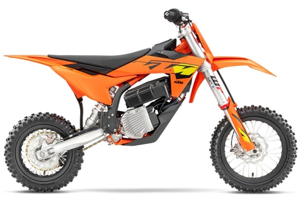 Ogłoszenie - 2027 KTM Motocross SX/SX-F. Zdjęcie 2