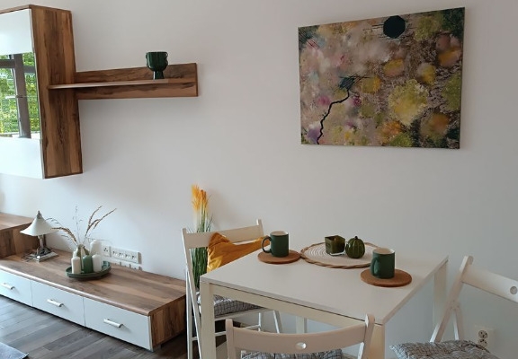 Ogłoszenie - 2pok, 43met, okolice Winogronowej BALKON/WINDA/2012 (Wrocław). Zdjęcie 2