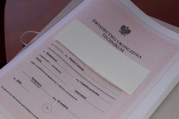 Ogłoszenie - Aktualny dyplom liceum studia matura sprzedam. Zdjęcie 1
