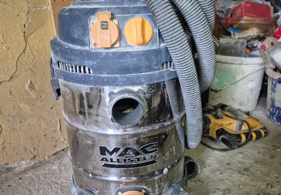Ogłoszenie - Syndyk sprzeda odkurzacz warsztatowy MAC 1400W. Zdjęcie 1
