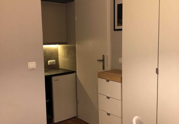 Ogłoszenie - 1pok, 10met, okolice Kołłątaja BALKON/WINDA (Wrocław). Zdjęcie 4