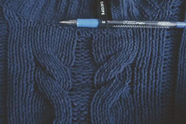 Ogłoszenie - sweter damski. Zdjęcie 5