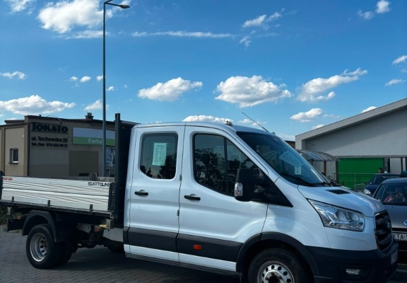 Ogłoszenie - Sprzedam samochód Ford Transit z wywrotką 2.0 diesel z 2019 roku. Zdjęcie 1