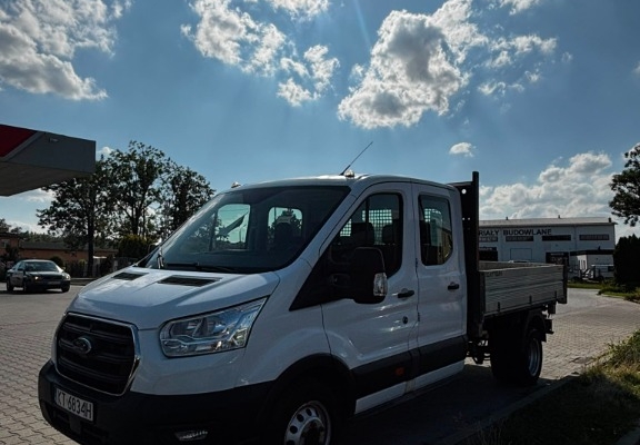 Ogłoszenie - Sprzedam samochód Ford Transit z wywrotką 2.0 diesel z 2019 roku. Zdjęcie 2