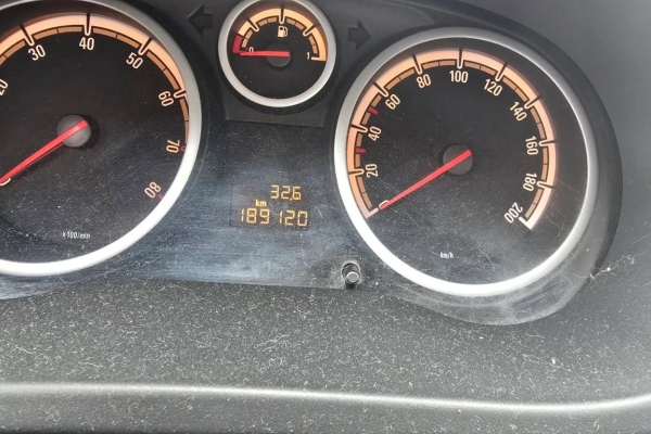 Ogłoszenie - Opel Corsa D 1.2 16V Cosmo. Zdjęcie 9