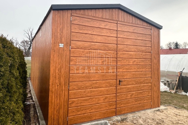 Ogłoszenie - Hala - Garaż blaszany 4x8 m - brama dwuskrzydłowa - jasny orzech - drewnopodobny - dach dwuspadowy TS1286. Zdjęcie 4