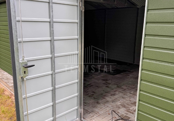 Ogłoszenie - Garaż blaszany 5x6 m - brama uchylna - drzwi - zielony - antracyt - dach dwuspadowy - rynny TS1330. Zdjęcie 2